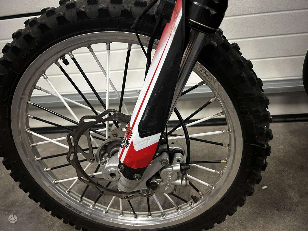 Husqvarna CR 125cc, motocross