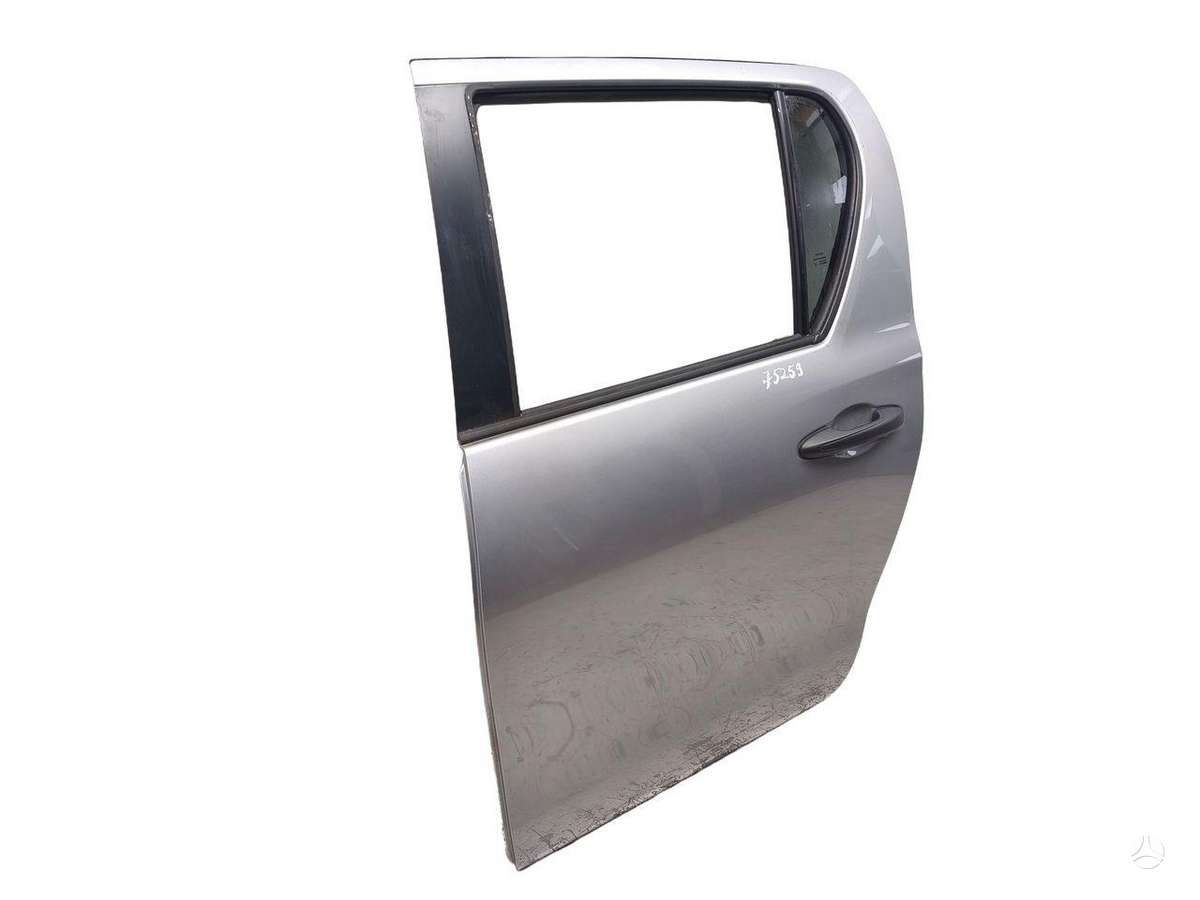 Toyota Hilux doors