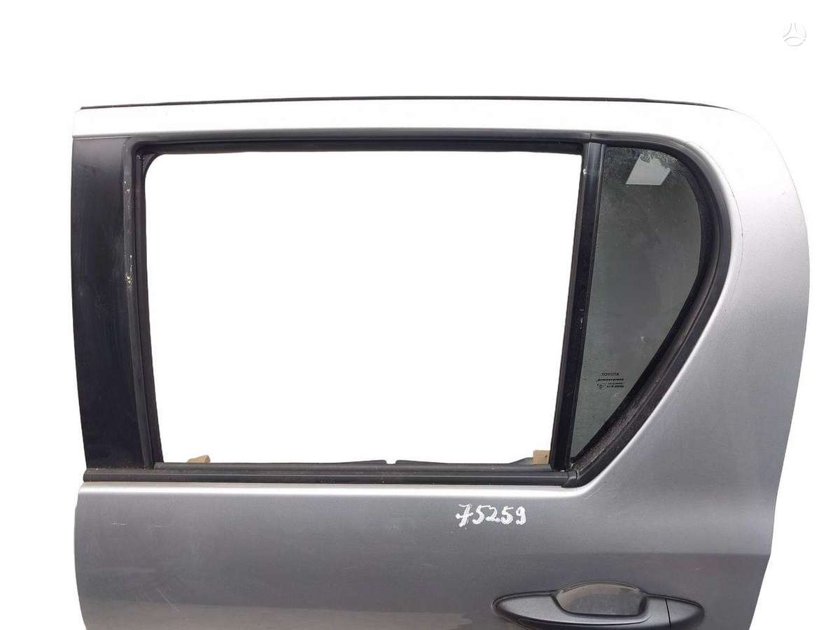 Toyota Hilux durys