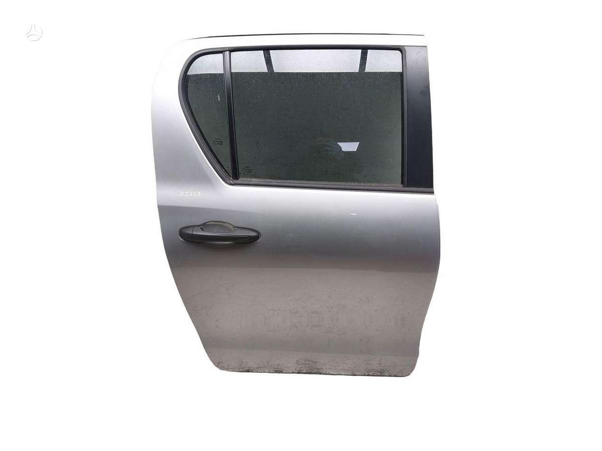 Toyota Hilux doors