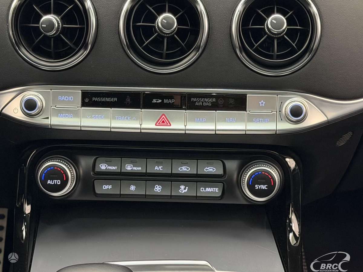 Kia Stinger, 3.3 l., Седан