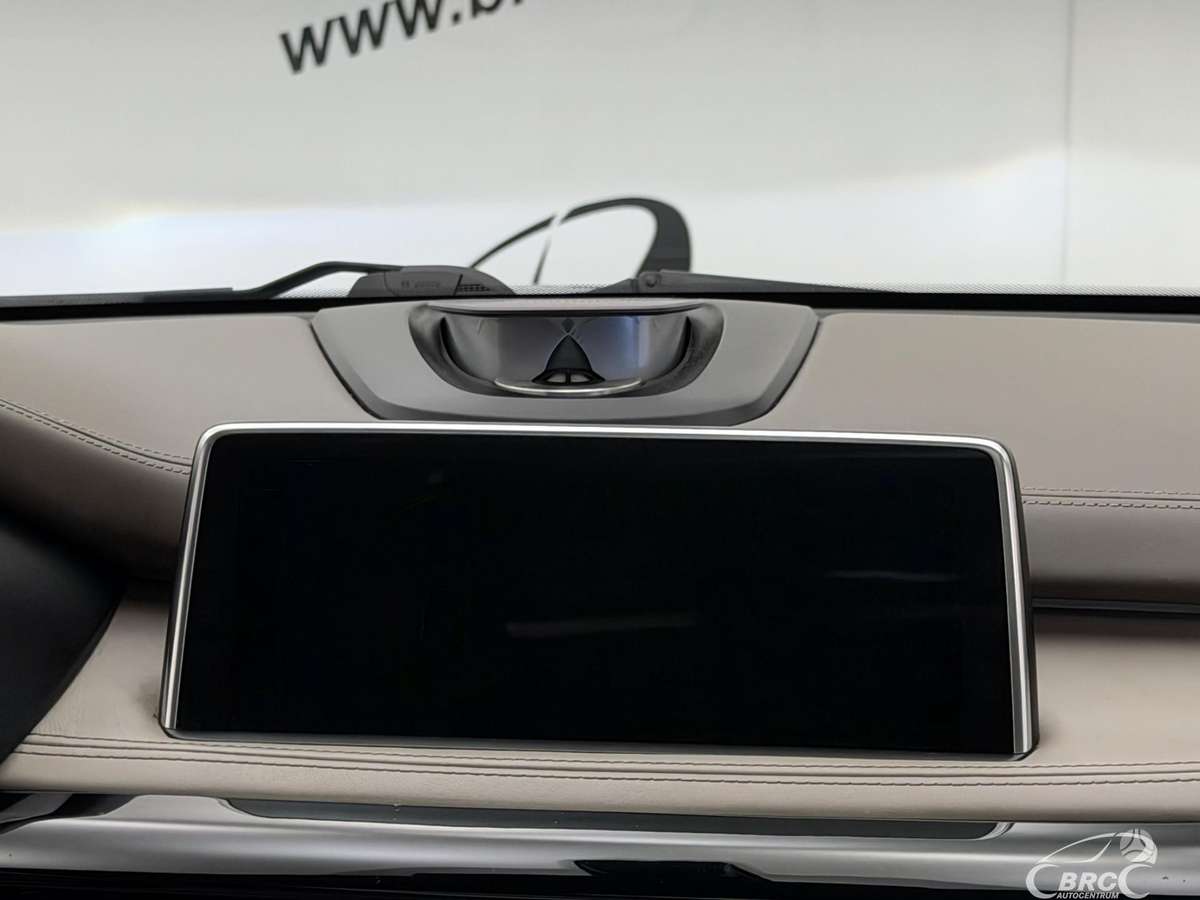 BMW X5, 3.0 l., off-road / crossover