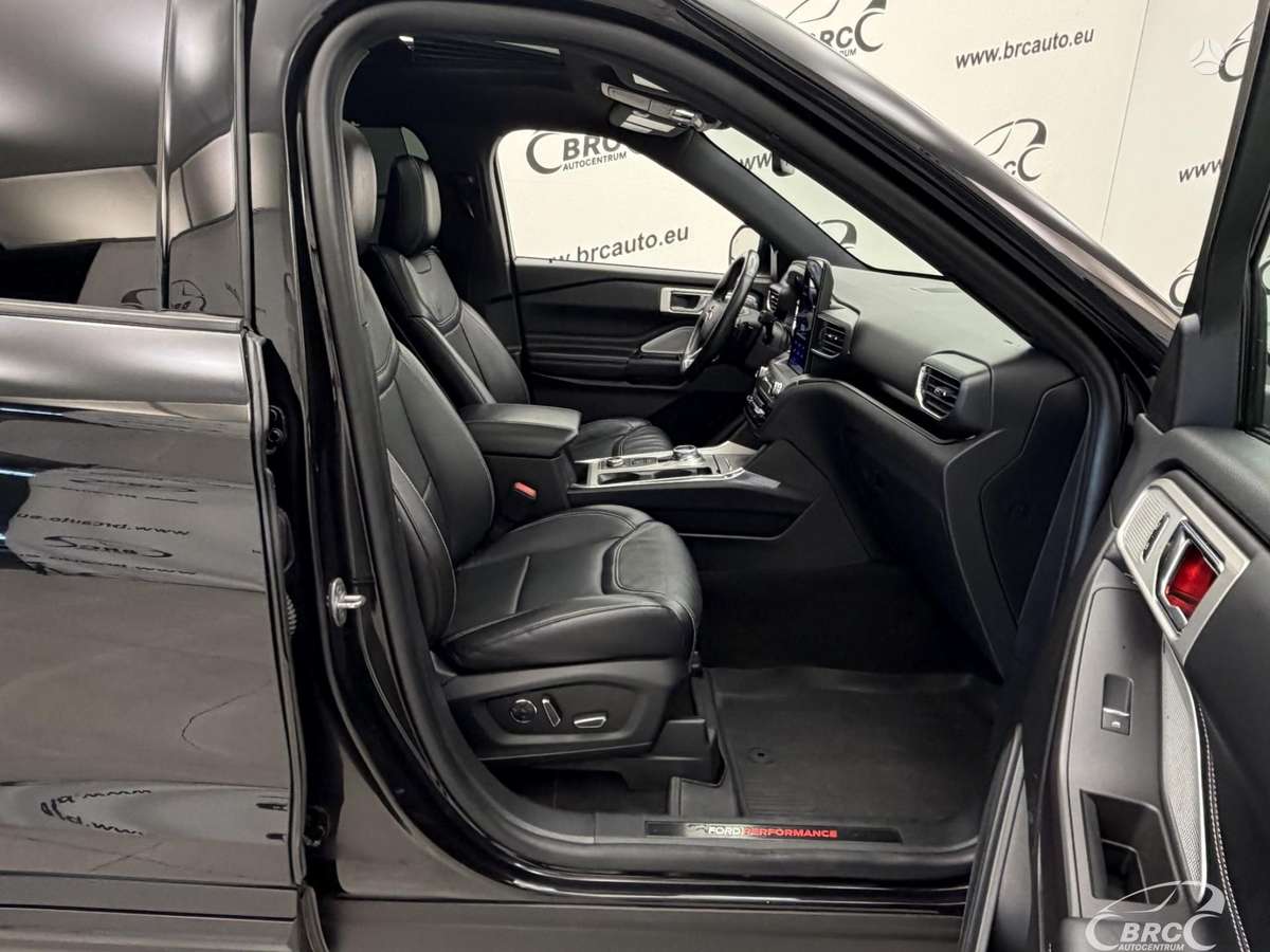 Ford Explorer, 3.0 l., off-road / crossover