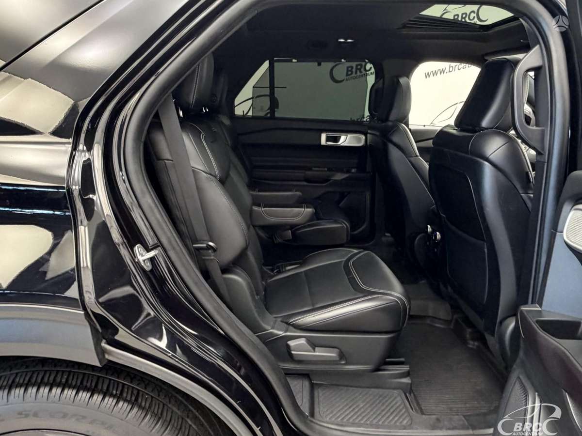 Ford Explorer, 3.0 l., off-road / crossover