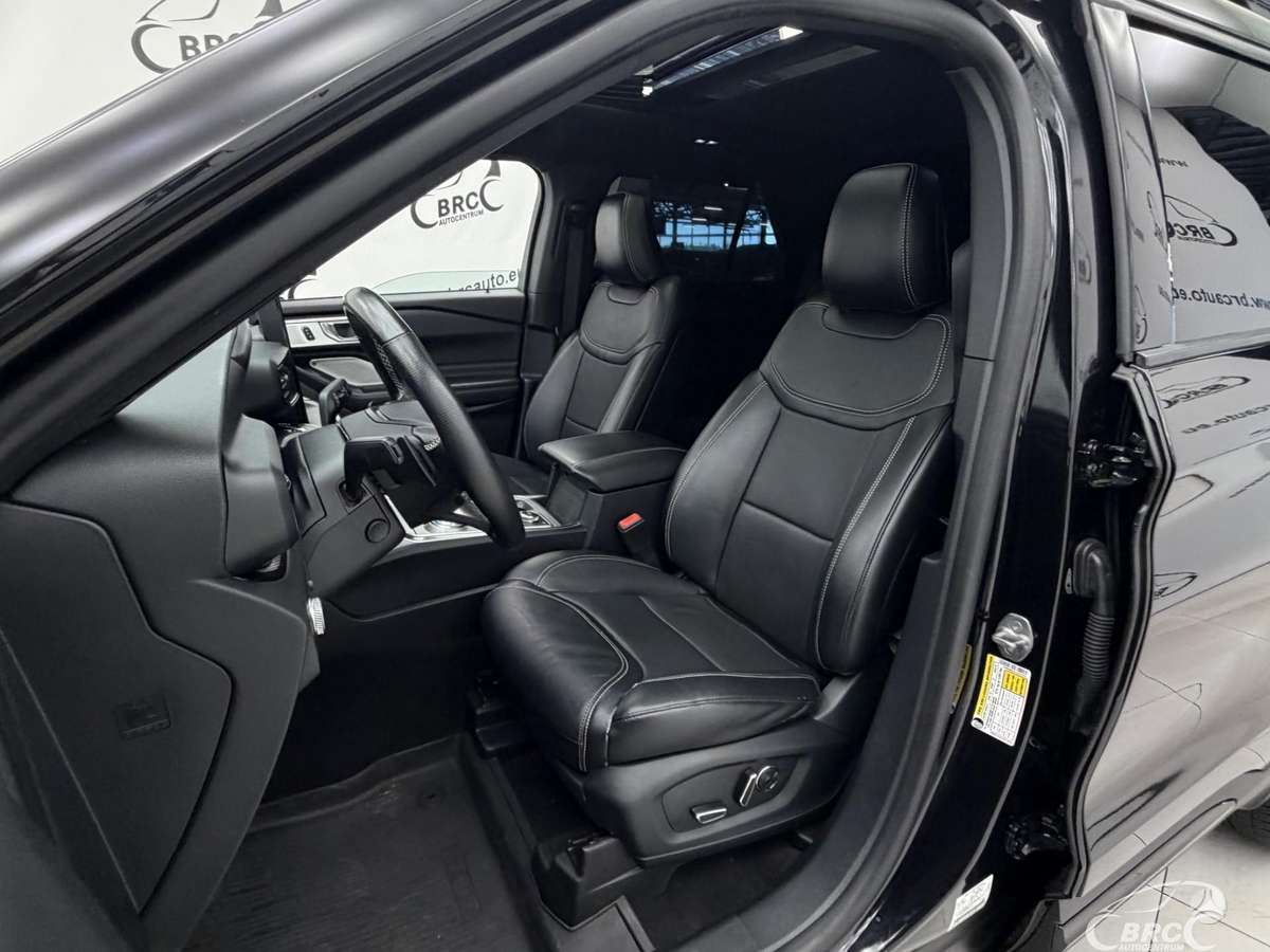 Ford Explorer, 3.0 l., off-road / crossover