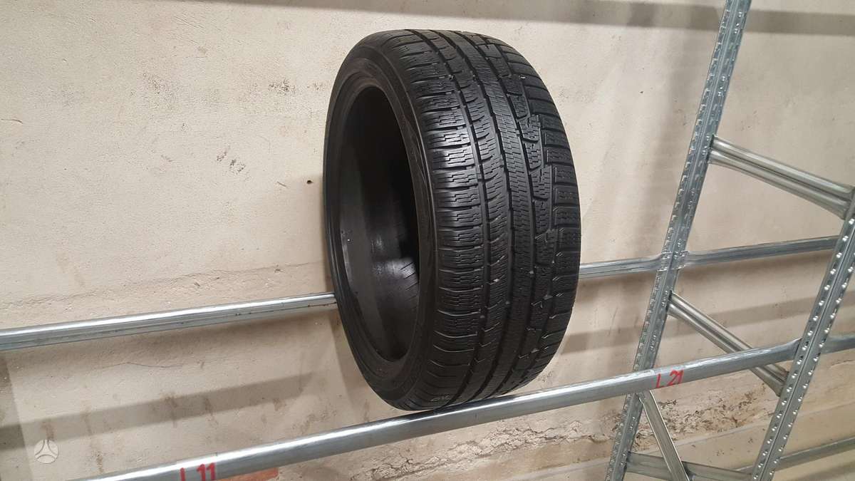 Nokian WR A3, winter 215/40 R17
