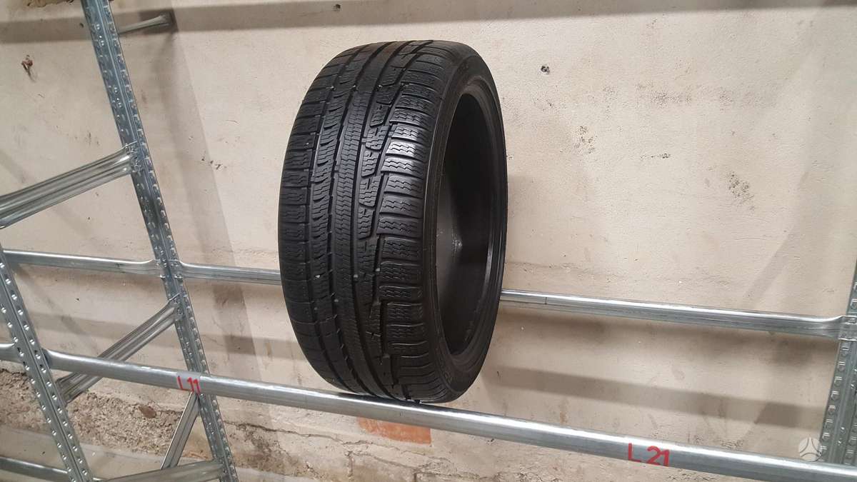 Nokian WR A3, winter 215/40 R17