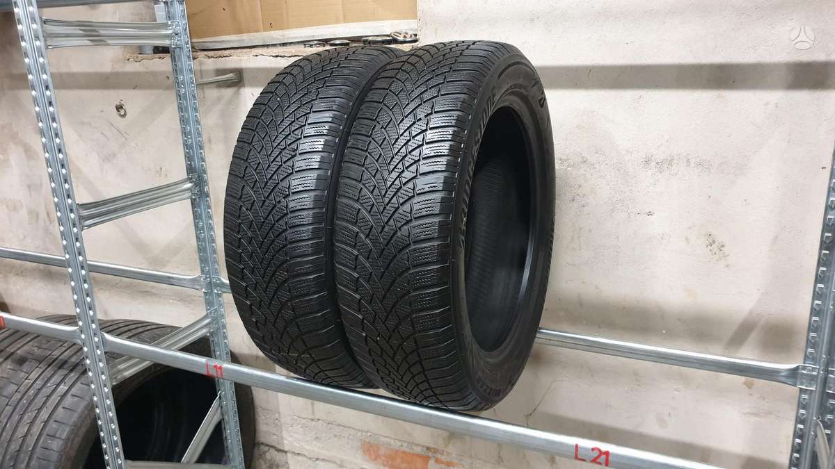 Bridgestone Blizzak LM005, winter 205/60 R18