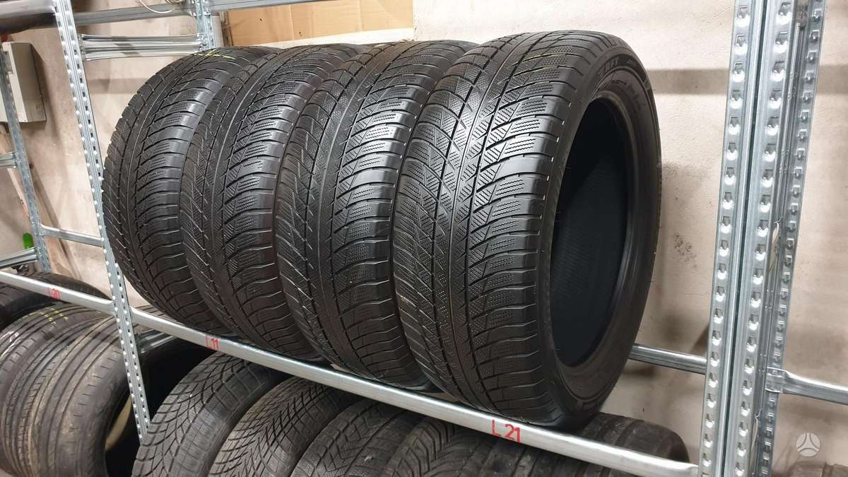 Bridgestone Blizzak LM001, winter 245/50 R19