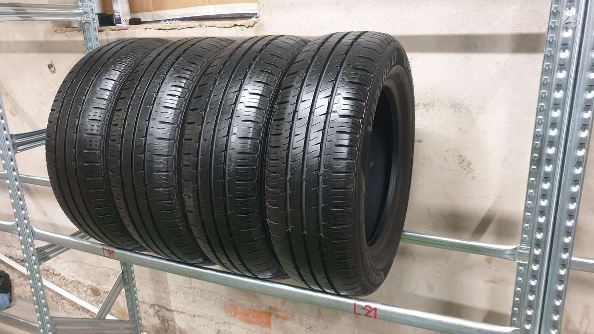 Hankook Vantra LT, summer 215/60 R16