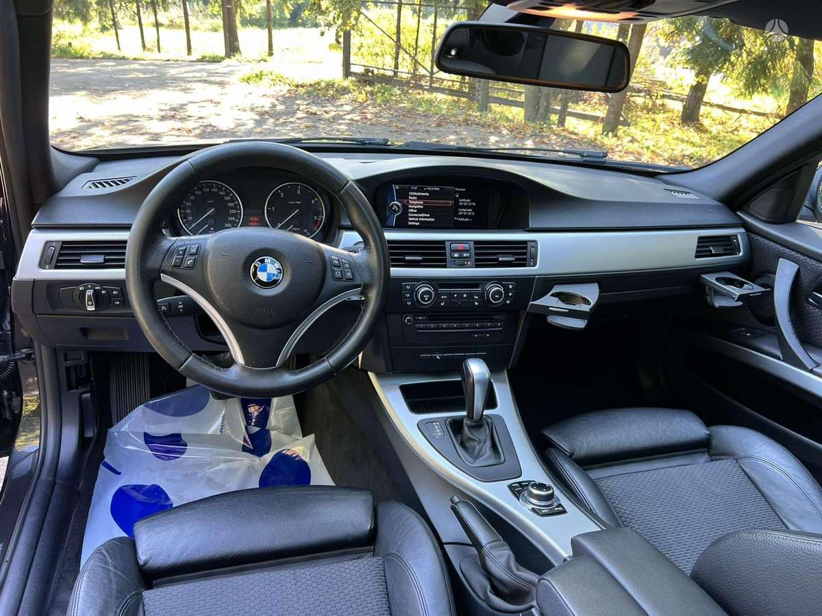 BMW 320, 2.0 l., wagon