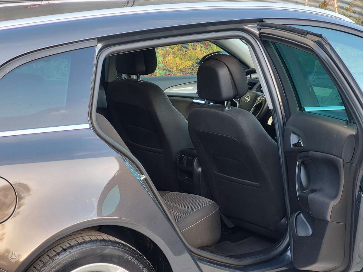 Opel Insignia, 2.0 l., wagon