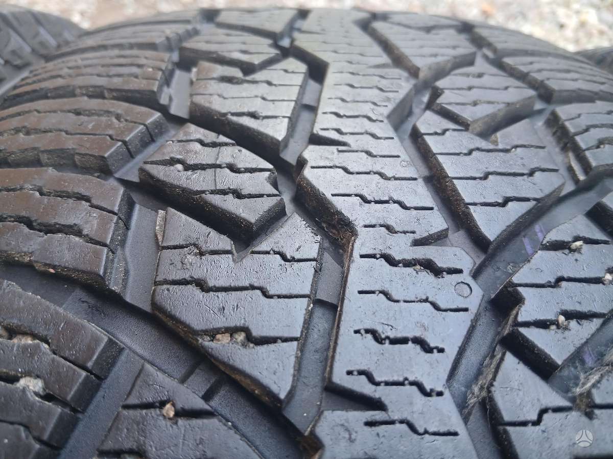 Nokian, universalios 235/65 R16