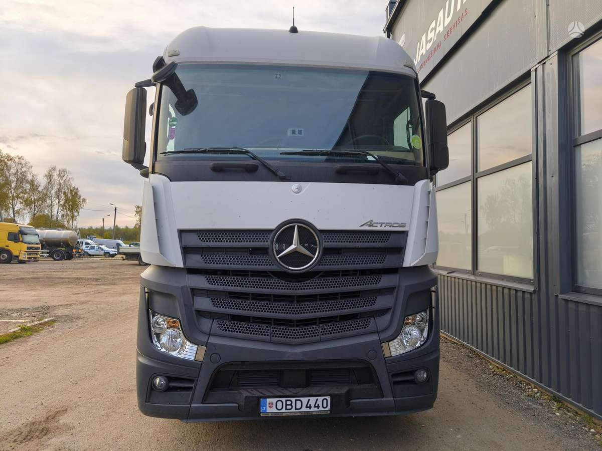 Mercedes-Benz Actros, прокат тягачей