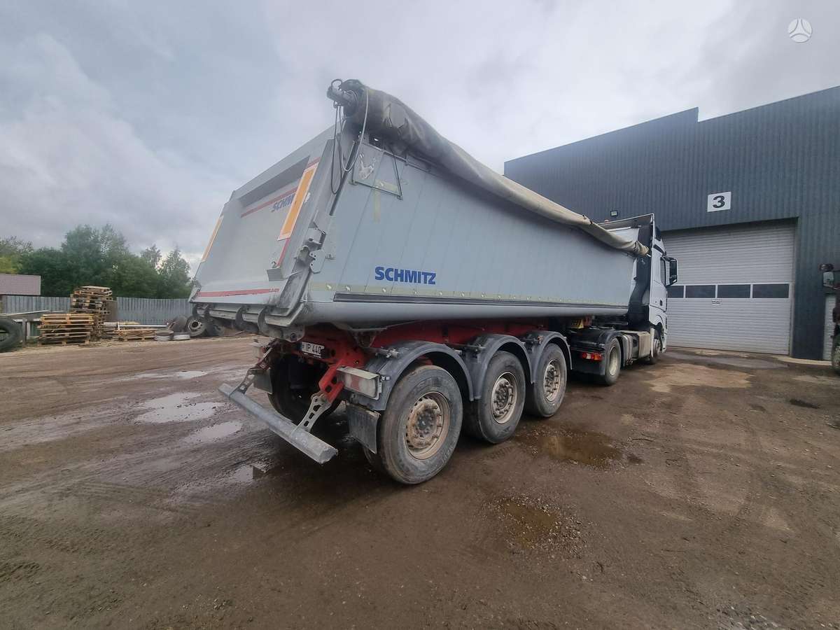 Schmitz Cargobull, trailer and semi trailer rental