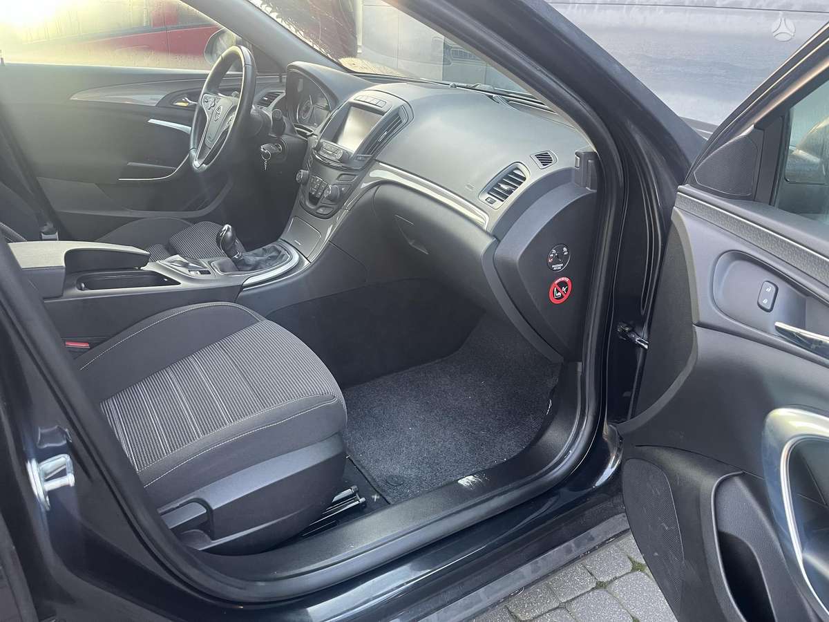 Opel Insignia, 2.0 l., wagon