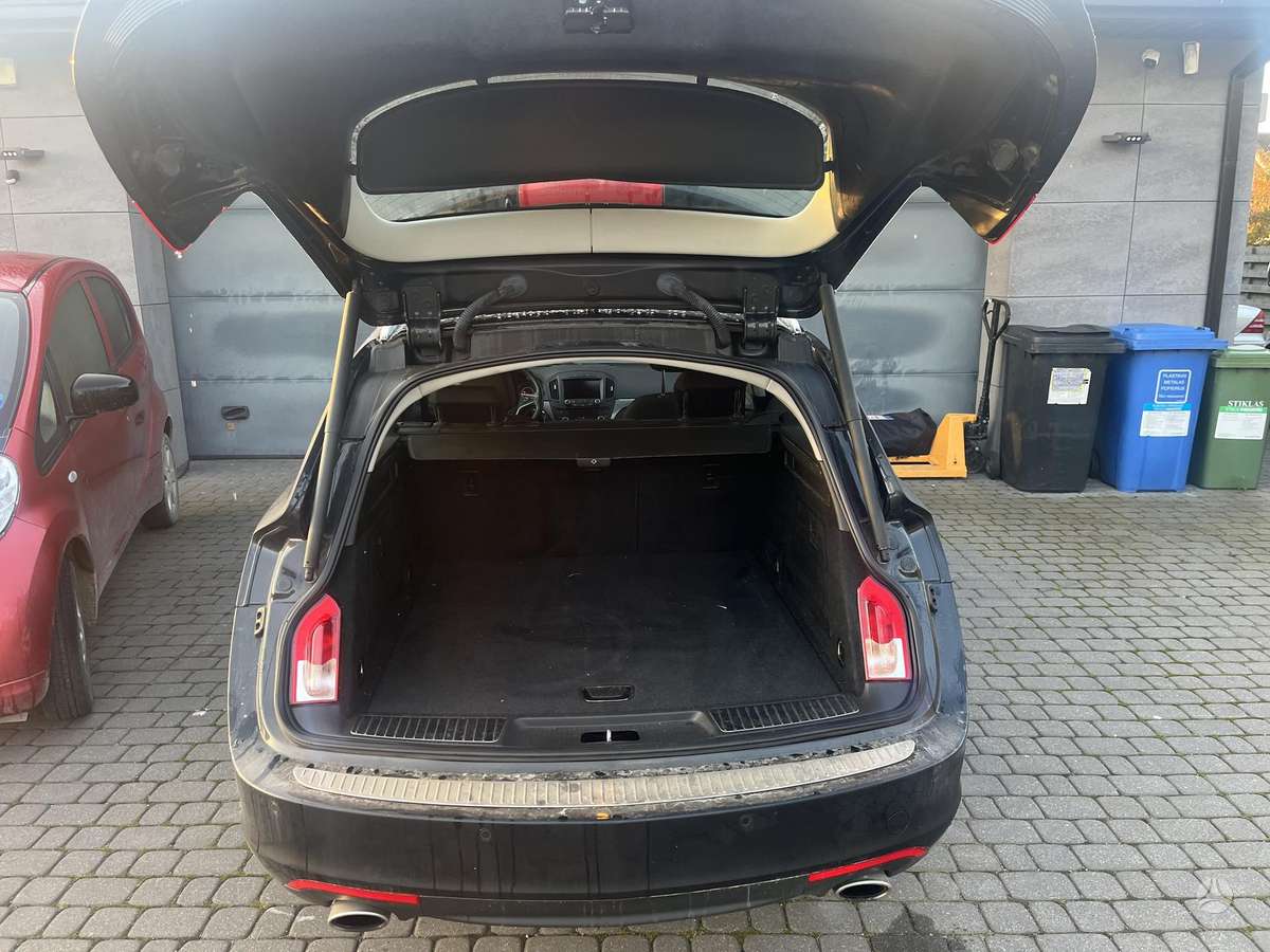 Opel Insignia, 2.0 l., wagon
