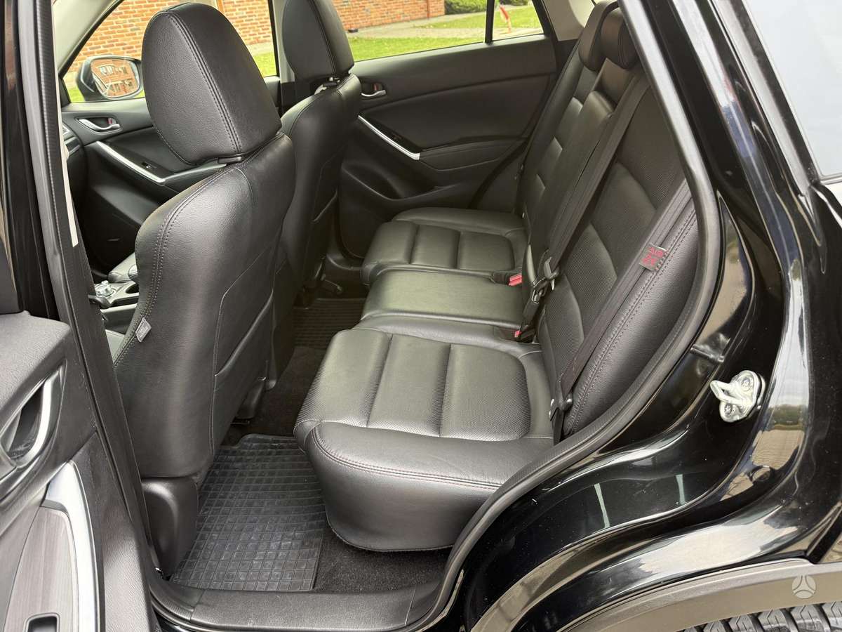 Mazda CX-5, 2.2 l., Внедорожник / Кроссовер