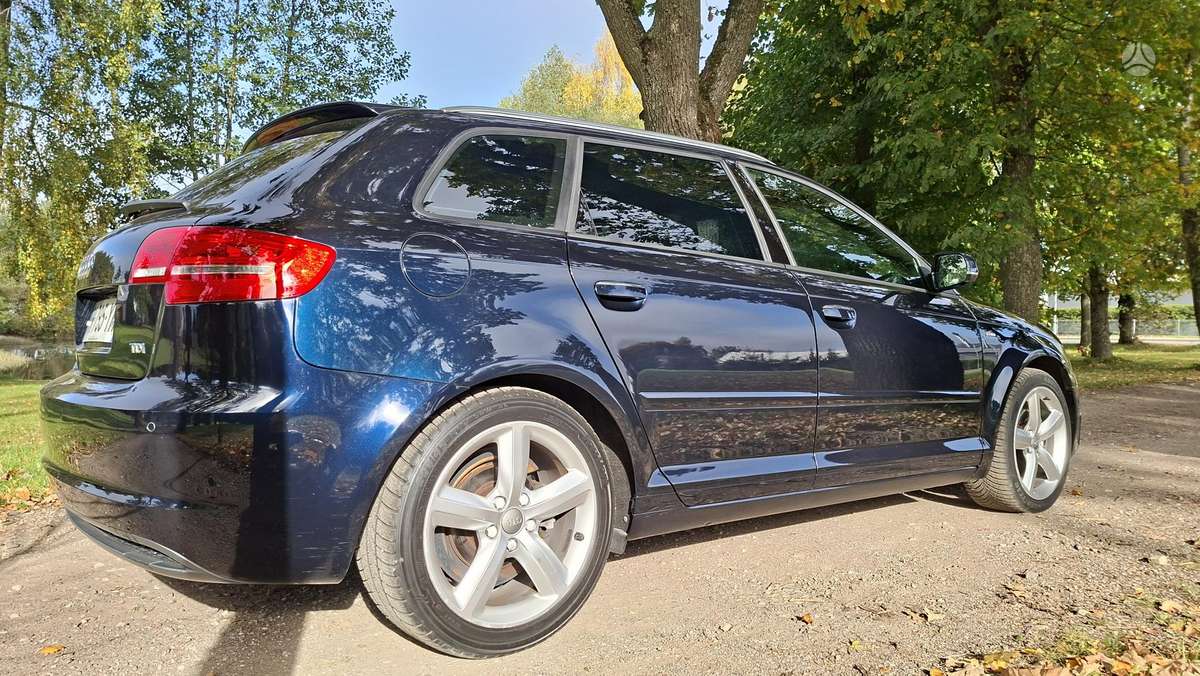 Audi A3, 1.6 l., hečbekas