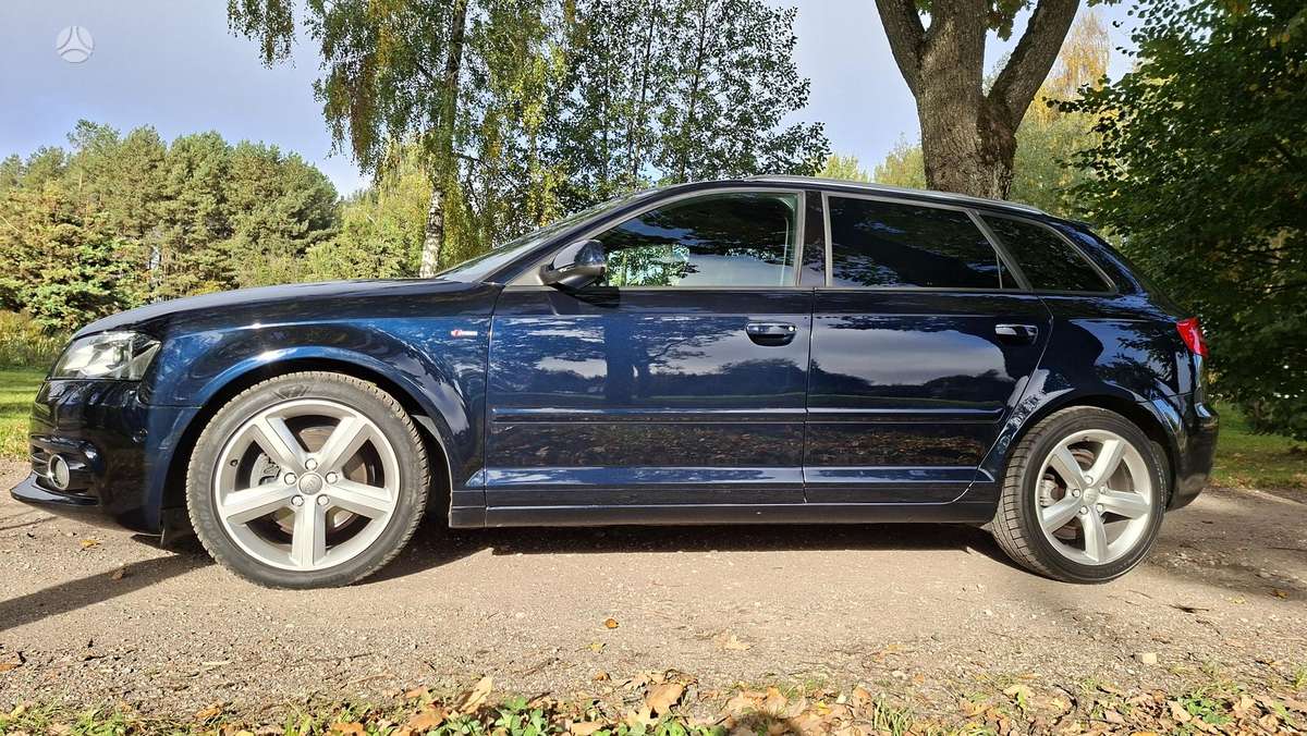 Audi A3, 1.6 l., hatchback