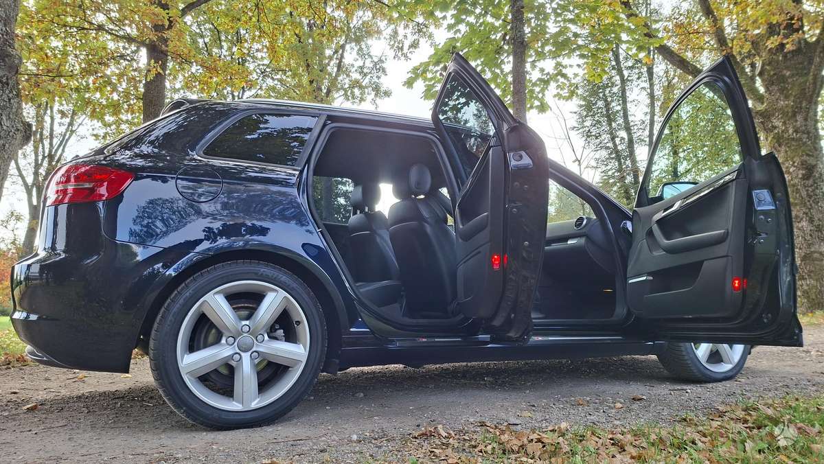 Audi A3, 1.6 l., hečbekas