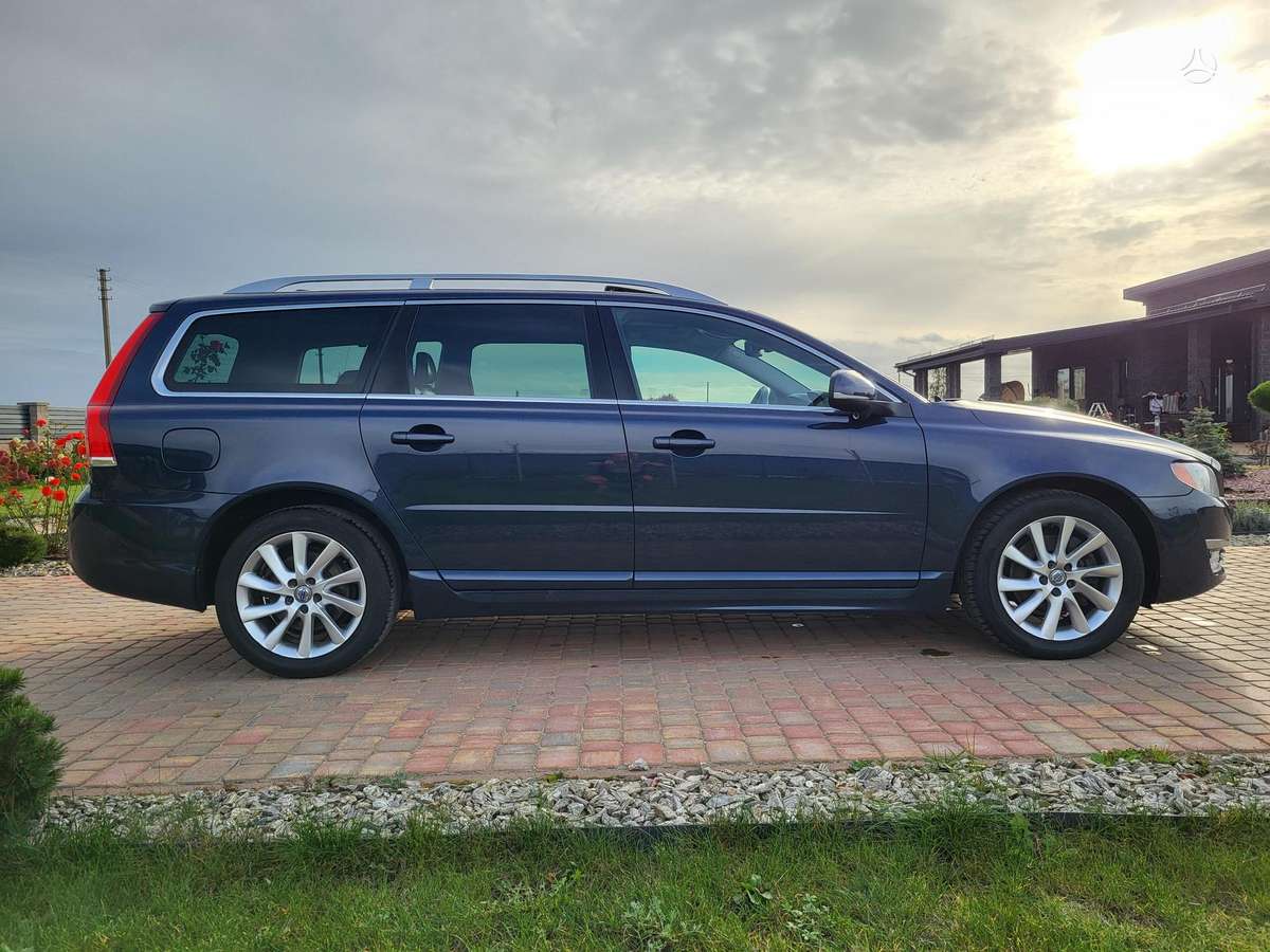 Volvo V70, 2.0 l., Универсал