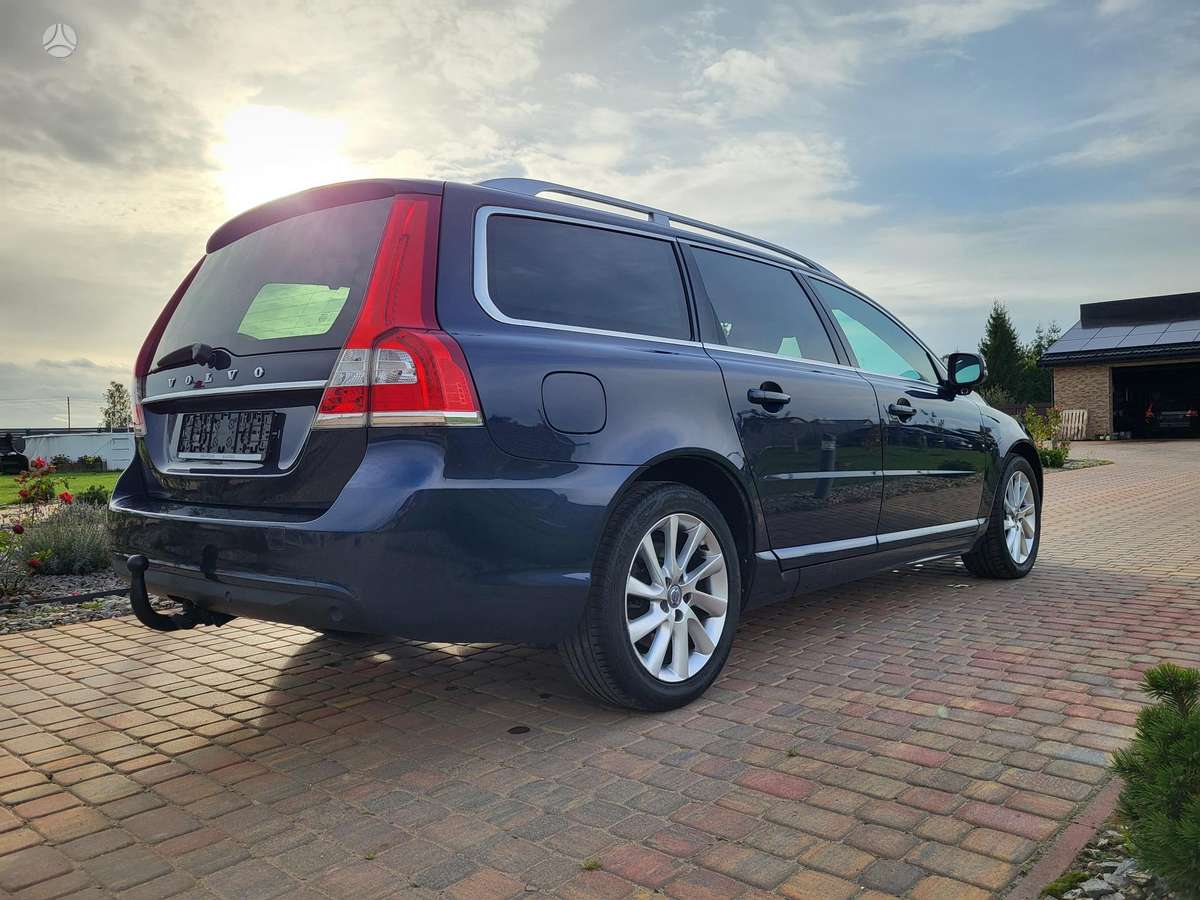 Volvo V70, 2.0 l., wagon