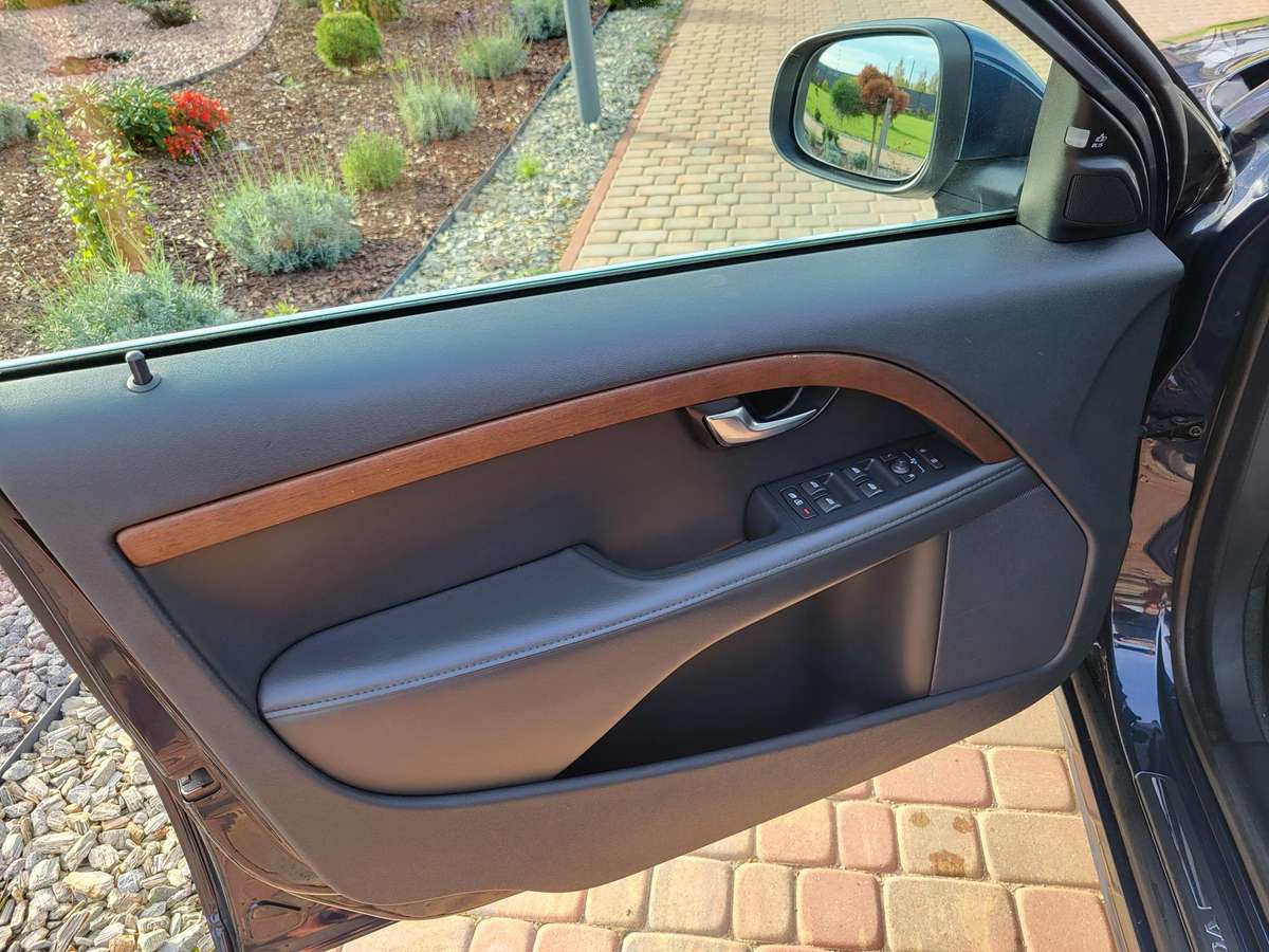 Volvo V70, 2.0 l., Универсал