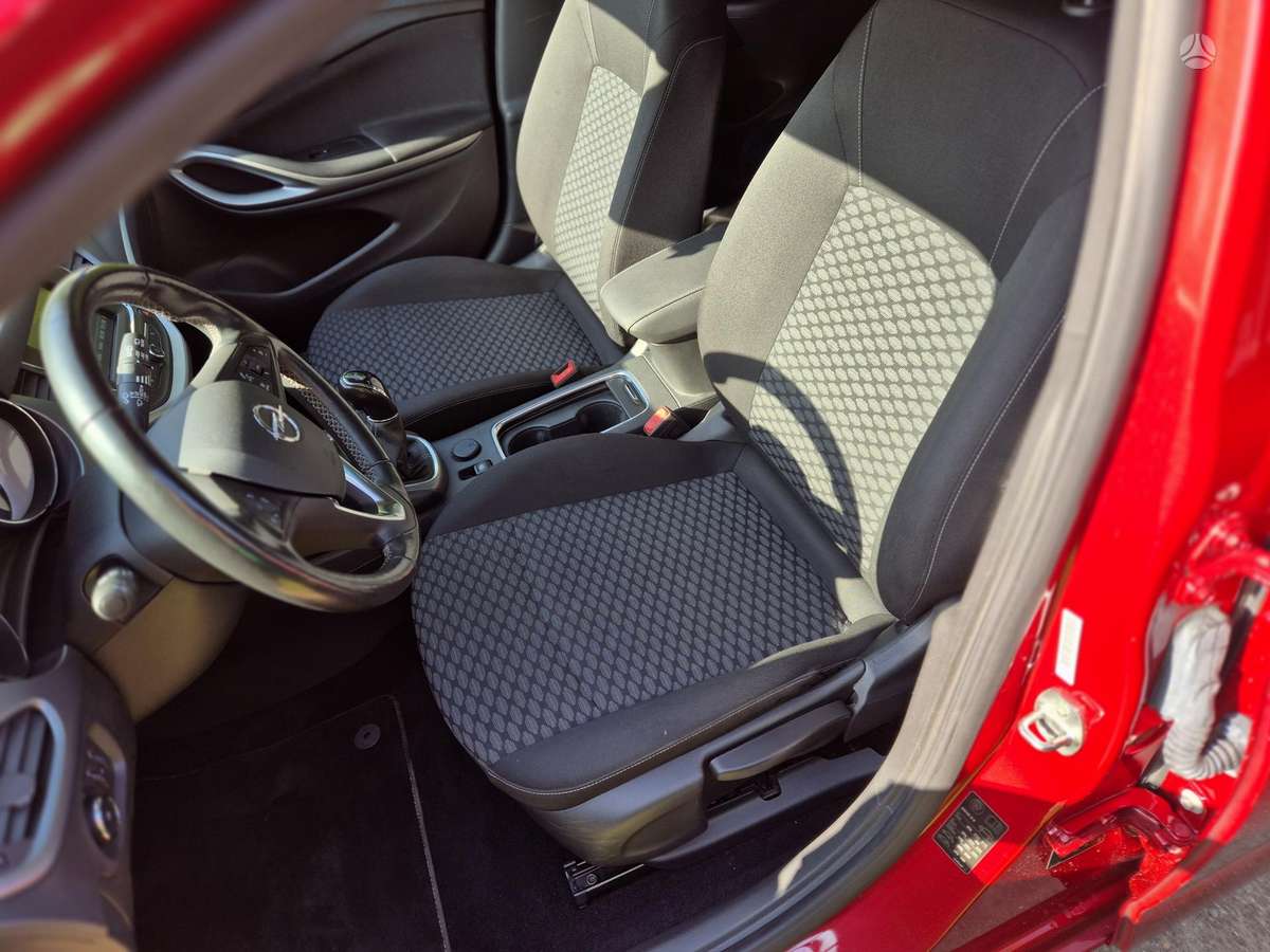 Opel Astra, 1.2 l., Универсал