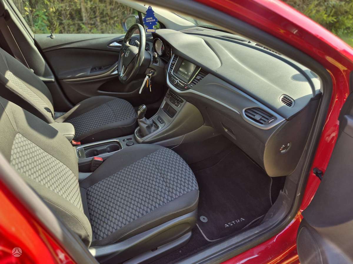 Opel Astra, 1.2 l., Универсал