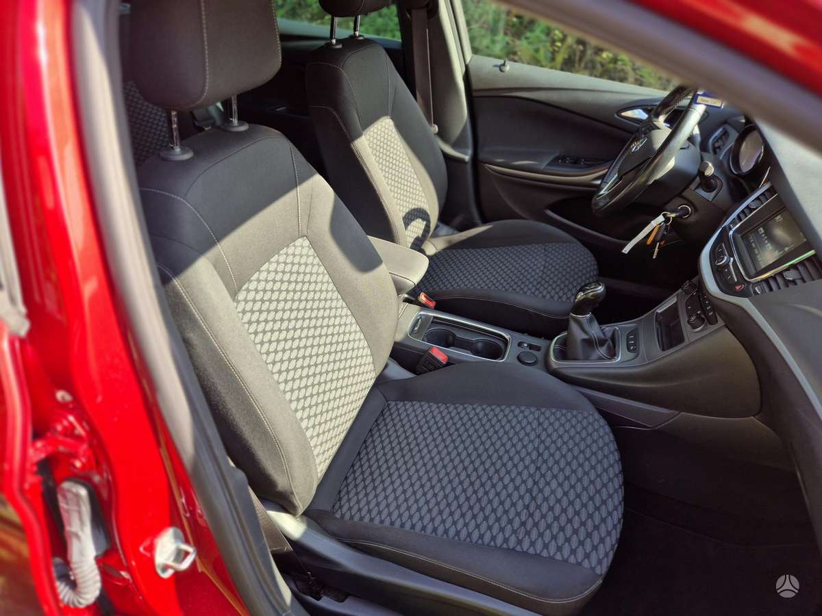 Opel Astra, 1.2 l., Универсал