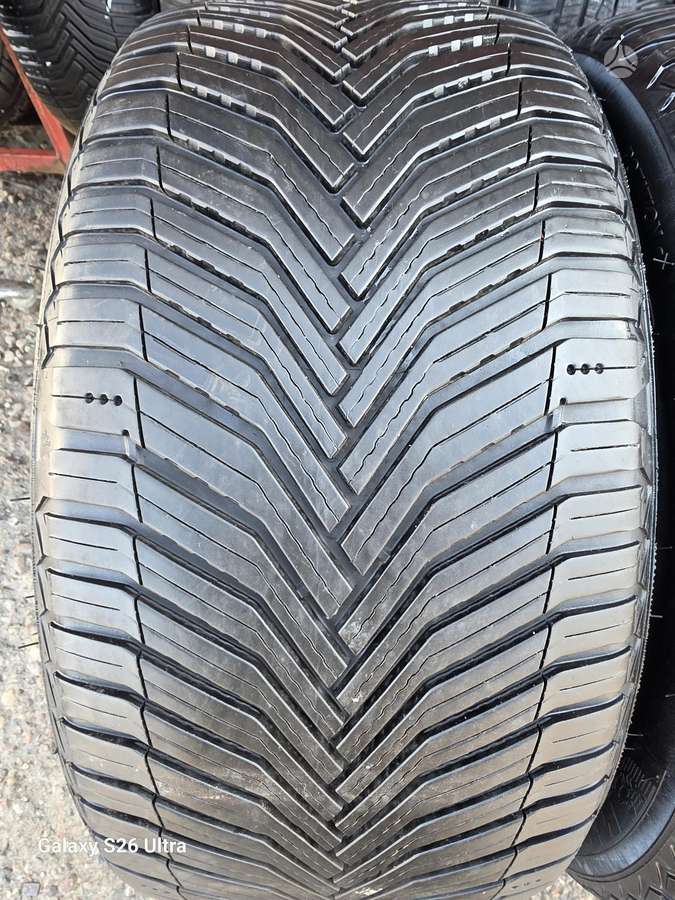 Michelin CROSSCLIMATE 2, всесезонные 255/40 R18