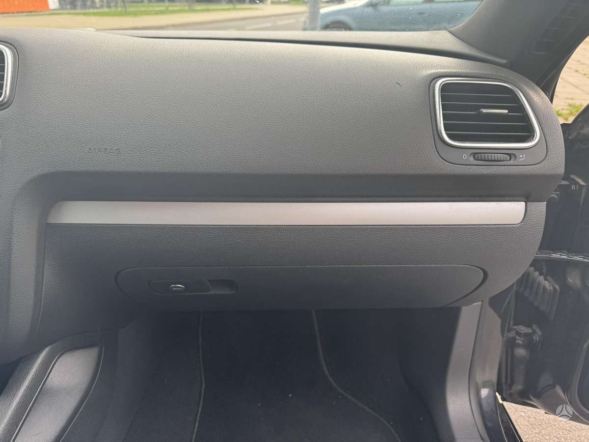 Volkswagen Scirocco, 2.0 l., Купе (coupe)