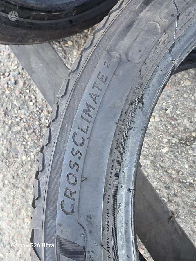 Michelin CROSSCLIMATE 2, всесезонные 255/40 R18