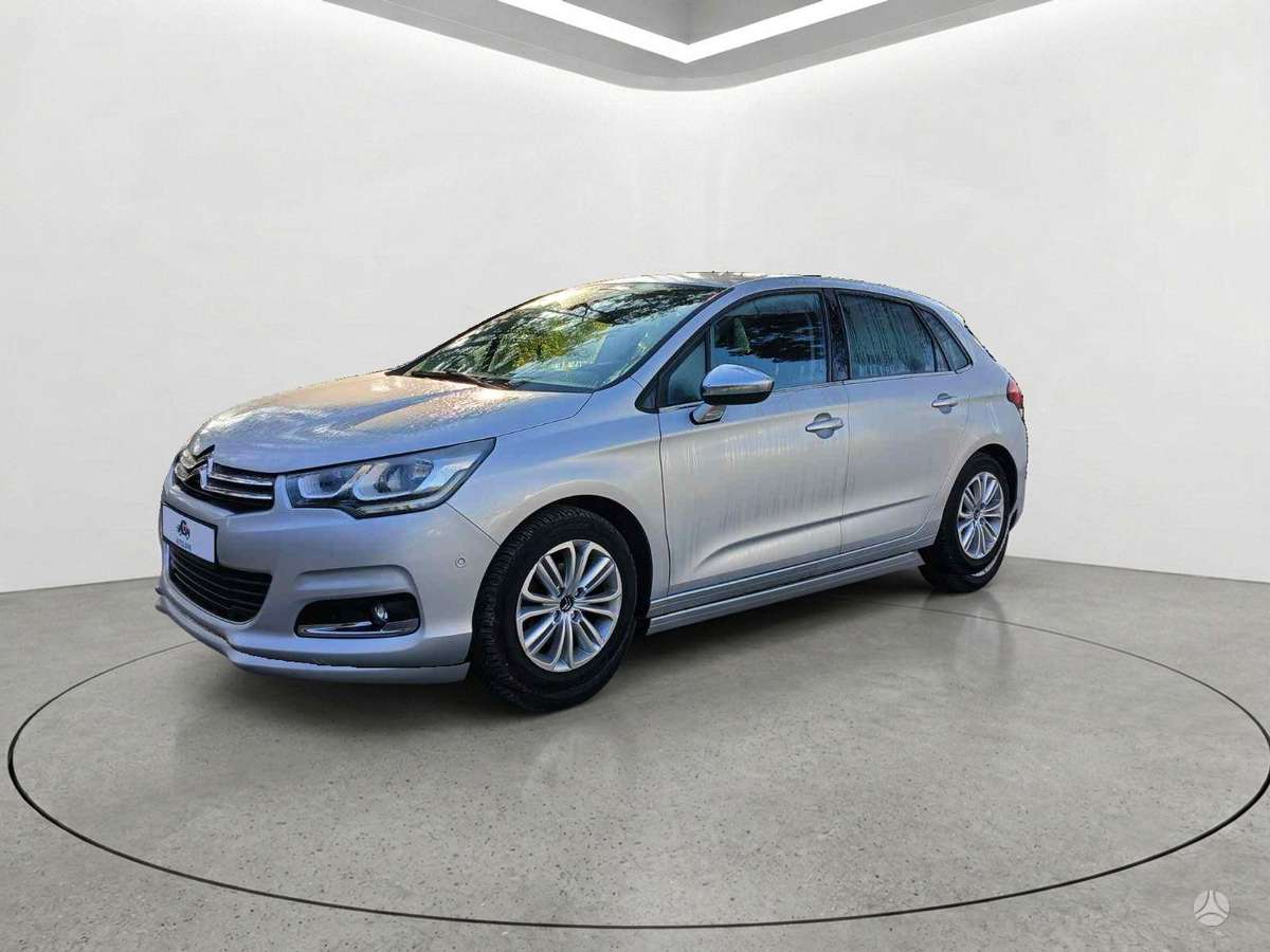 Citroen C4, 1.6 l., hatchback