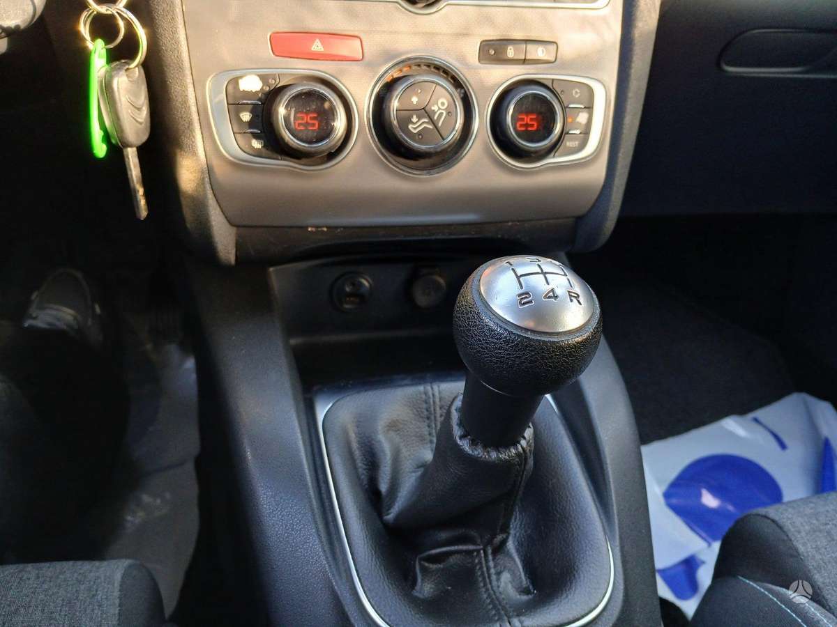Citroen C4, 1.6 l., Хэтчбек