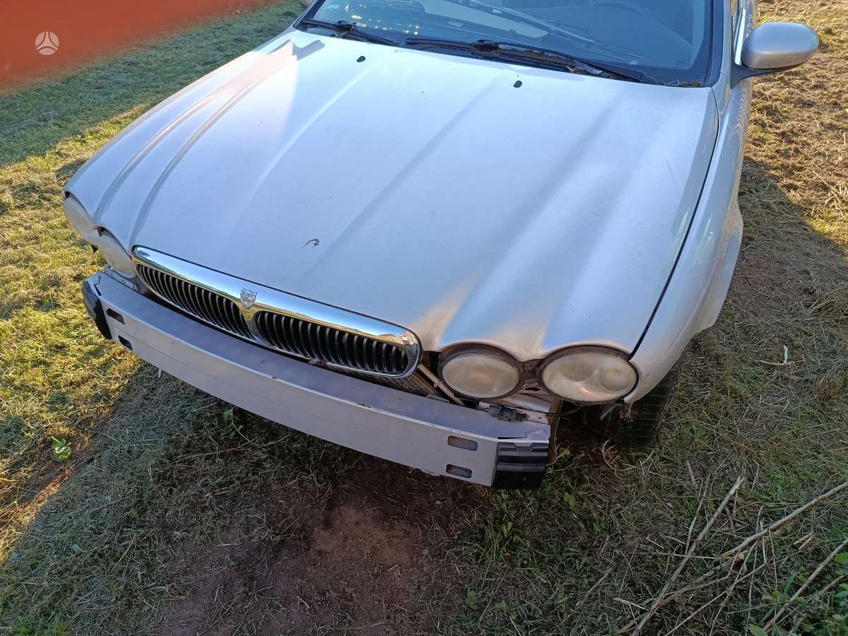 Jaguar X-Type