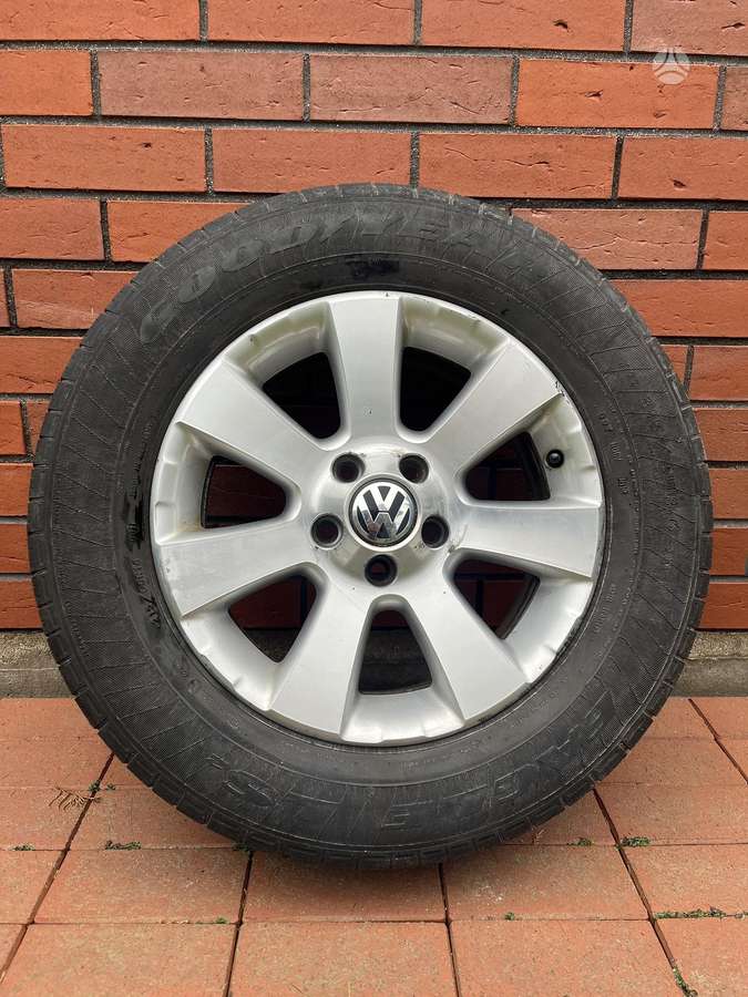 Volkswagen Tiguan, light alloy, R16