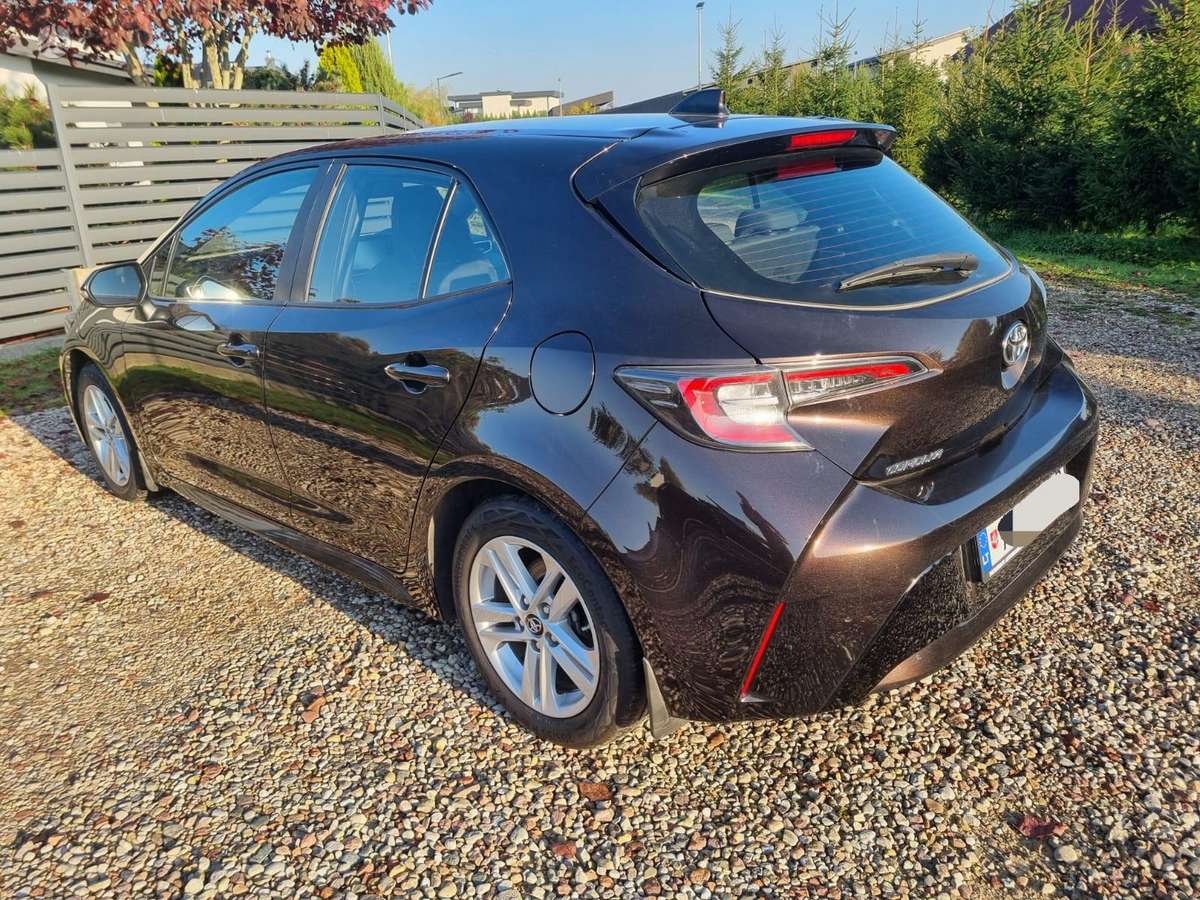 Toyota Corolla, 1.2 l., hatchback