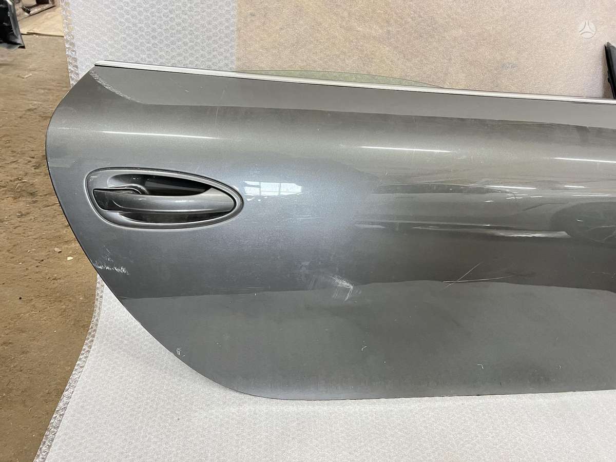 Porsche 911 doors