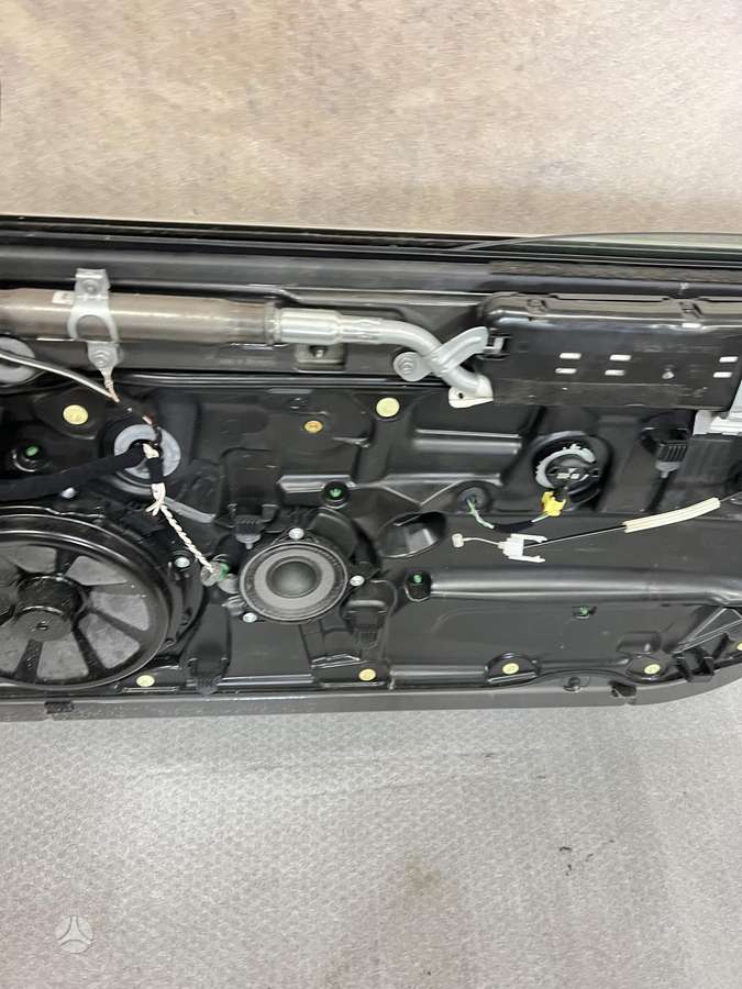Porsche 911 doors