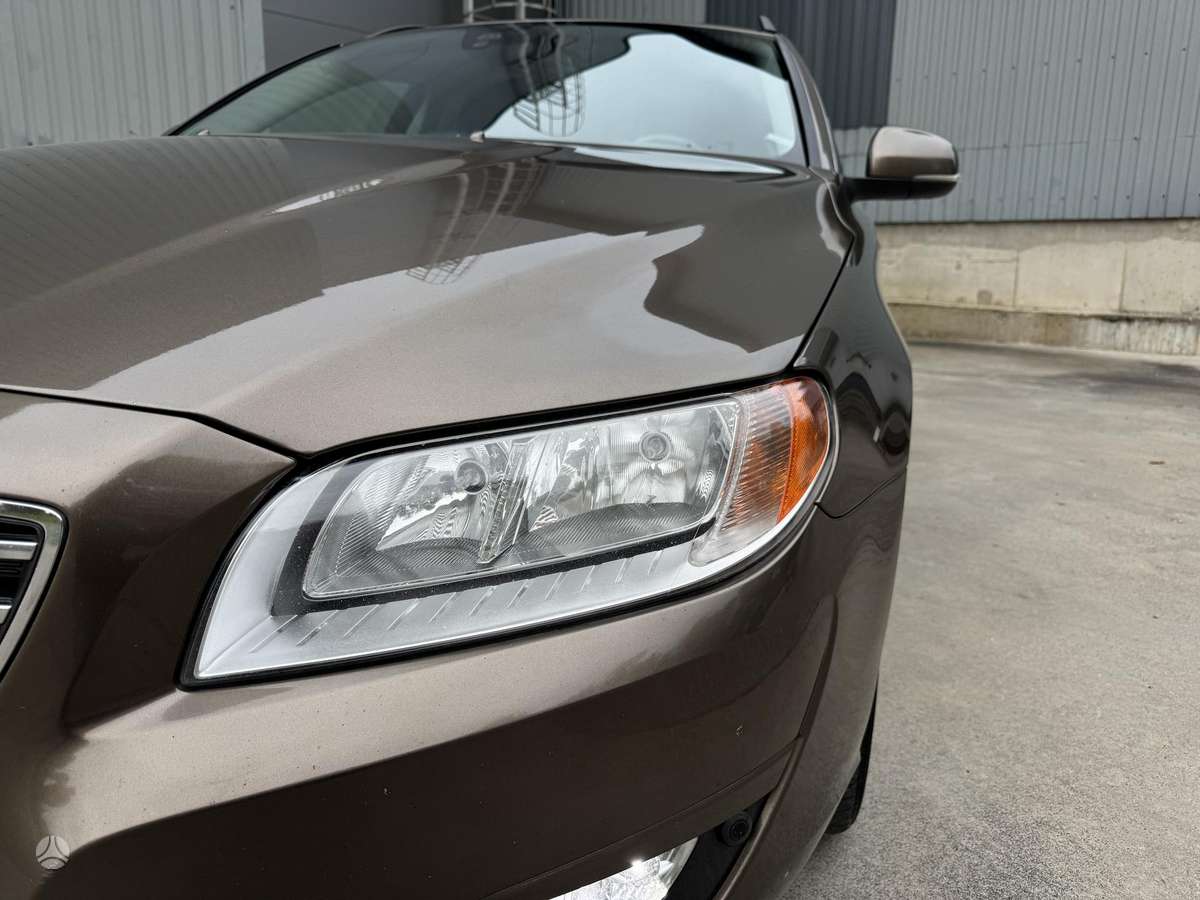 Volvo V70, 2.0 l., Универсал