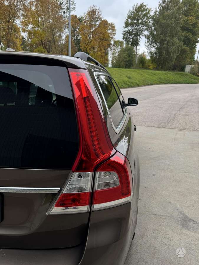 Volvo V70, 2.0 l., Универсал