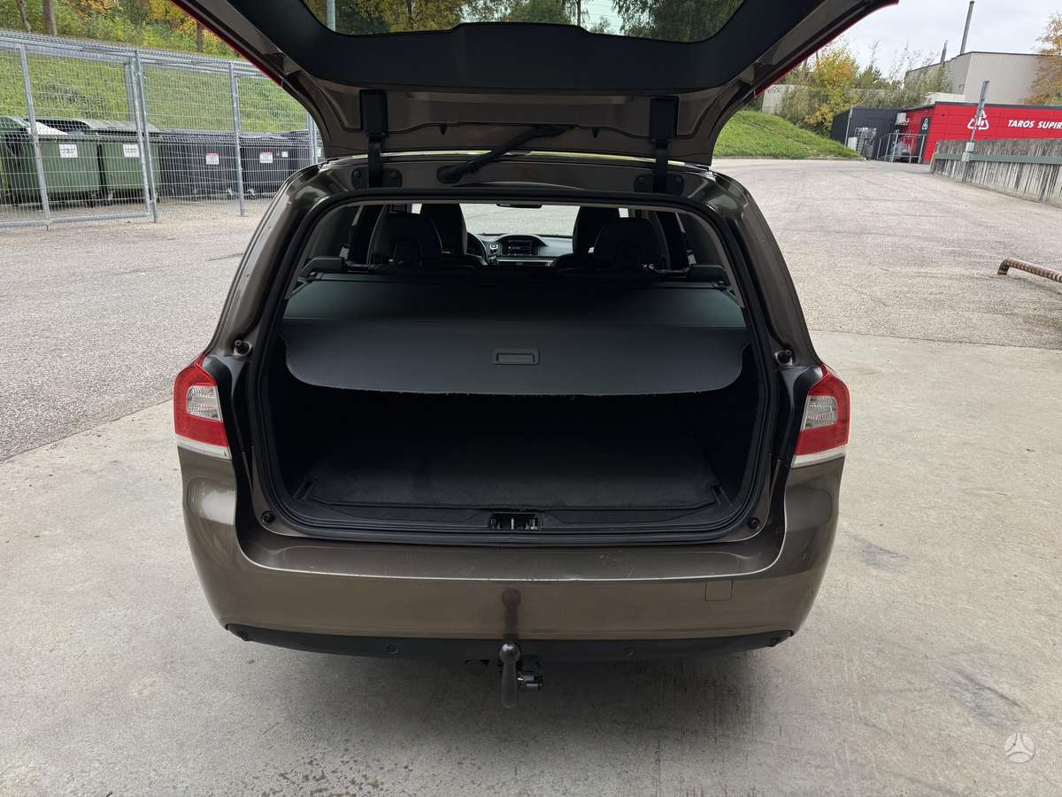 Volvo V70, 2.0 l., Универсал