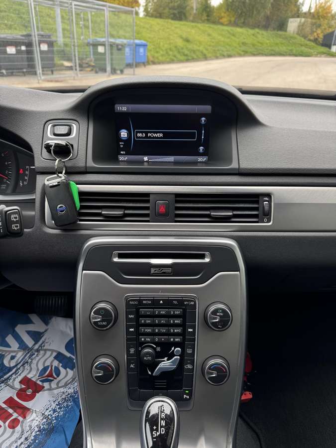 Volvo V70, 2.0 l., Универсал