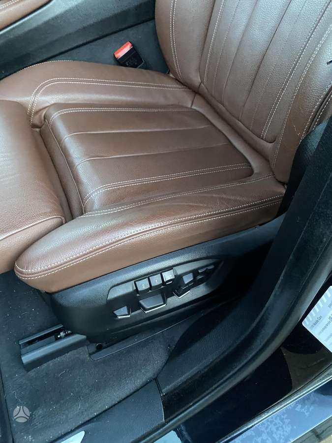 BMW X6, 3.0 l., Седан