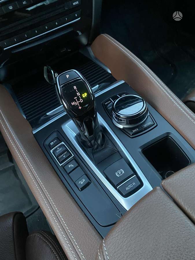 BMW X6, 3.0 l., Седан
