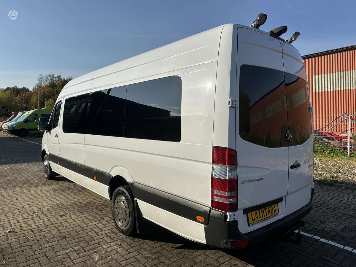 Mercedes-Benz Sprinter, passenger minibus