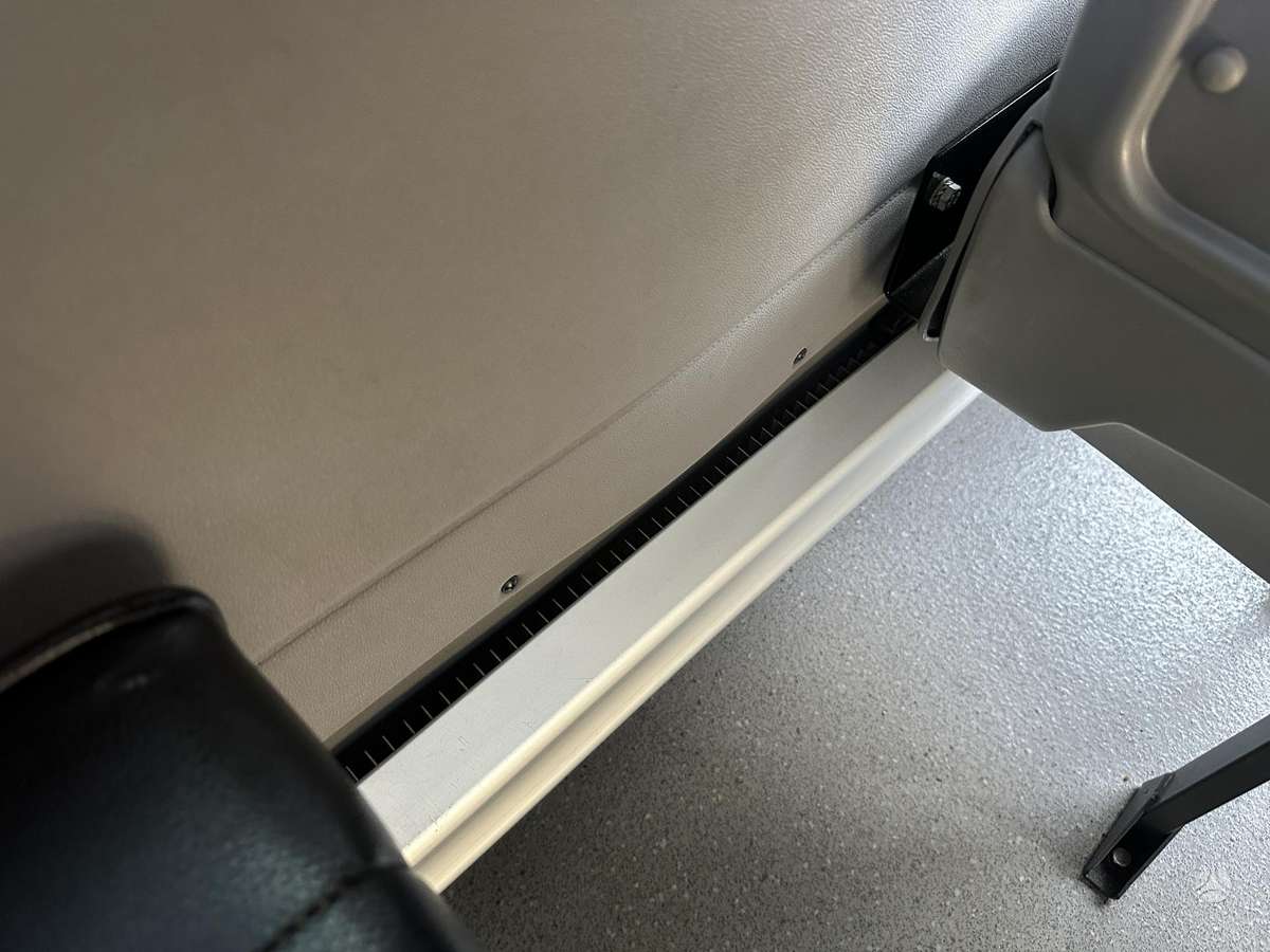 Mercedes-Benz Sprinter, passenger minibus
