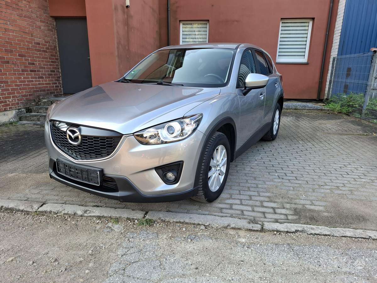 Mazda CX-5, 2.2 l., off-road / crossover